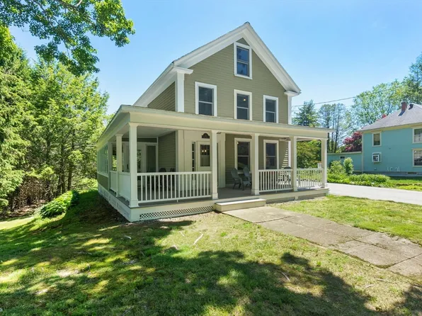 16 High St, Merrimac, MA 01860