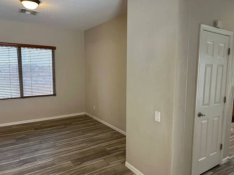 11908 Orense Dr — Photo 3