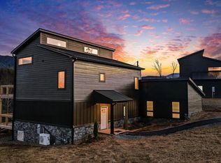 650 Ridge Top Loop, Gatlinburg, TN 37738