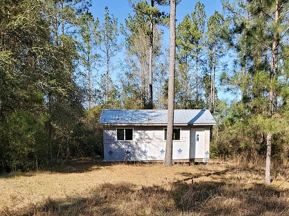 2nd image of 284 SW Paradise Way