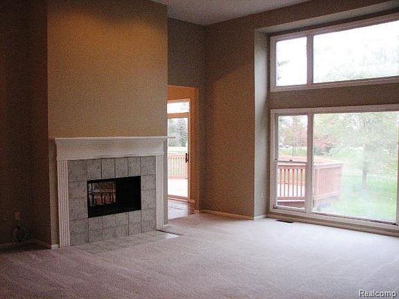 4th image of 17090 Abby Cir