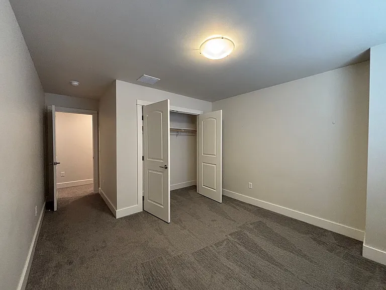 1303 Bunson Ln — Photo 10