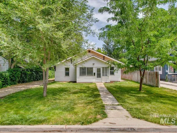 116 S Nectarine St, Nampa, ID 83686