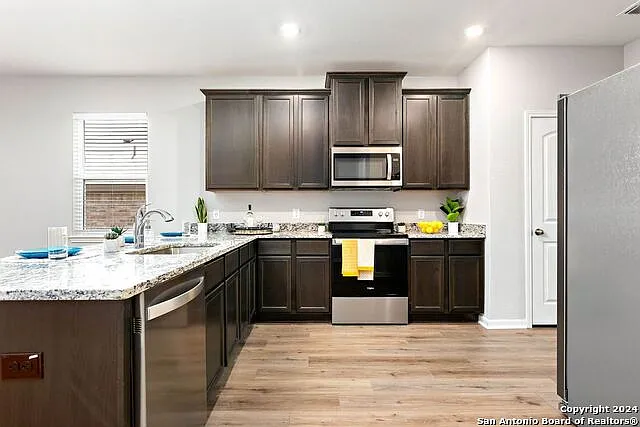 9219 Bennett Frst — Photo 11