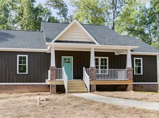 891 Mickie Town Rd, Maidens, VA 23102