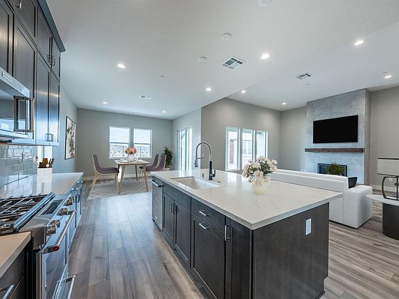 2nd image of 2155 Kinglet Dr