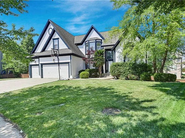14332 Flint St, Overland Park, KS 66221