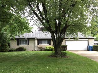 7203 Shamrock Dr, Indianapolis, IN 46217