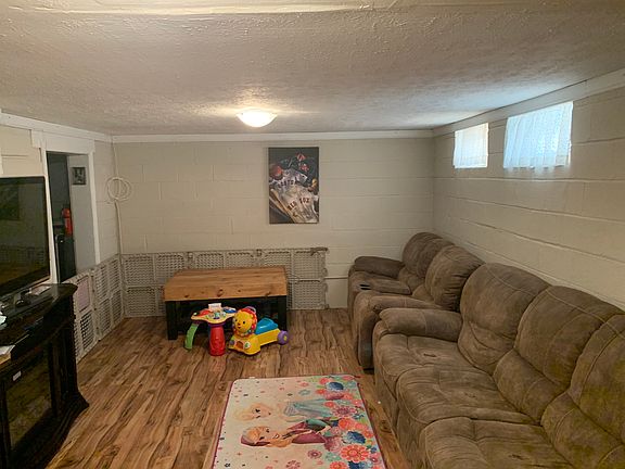 3rd image of 1315 Wexford Ave