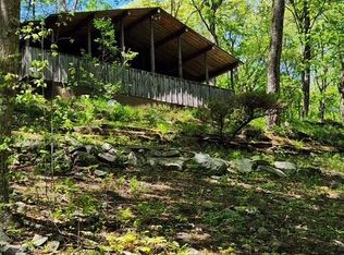 222 Timber Dr, East Stroudsburg, PA
