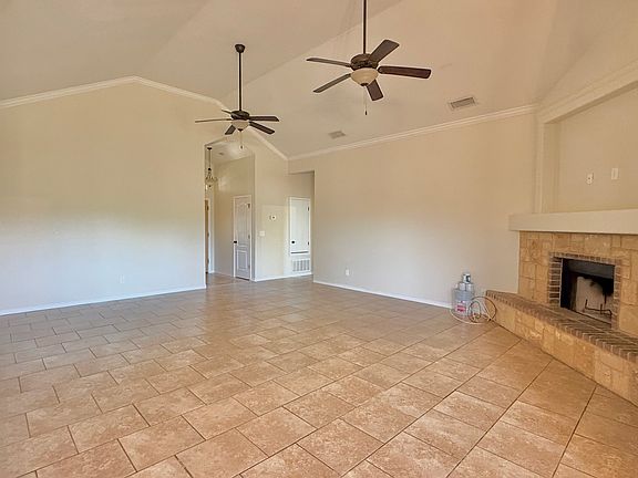 4th image of 2007 Lindsey Dr
