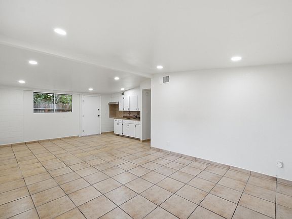 4th image of 756 S Oliver Street