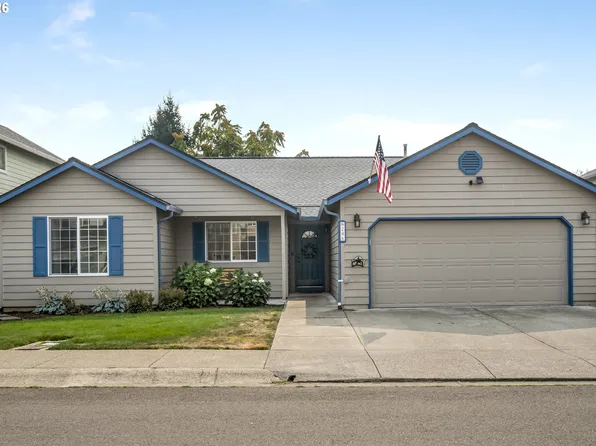 206 Hauser Ct, Molalla, OR 97038