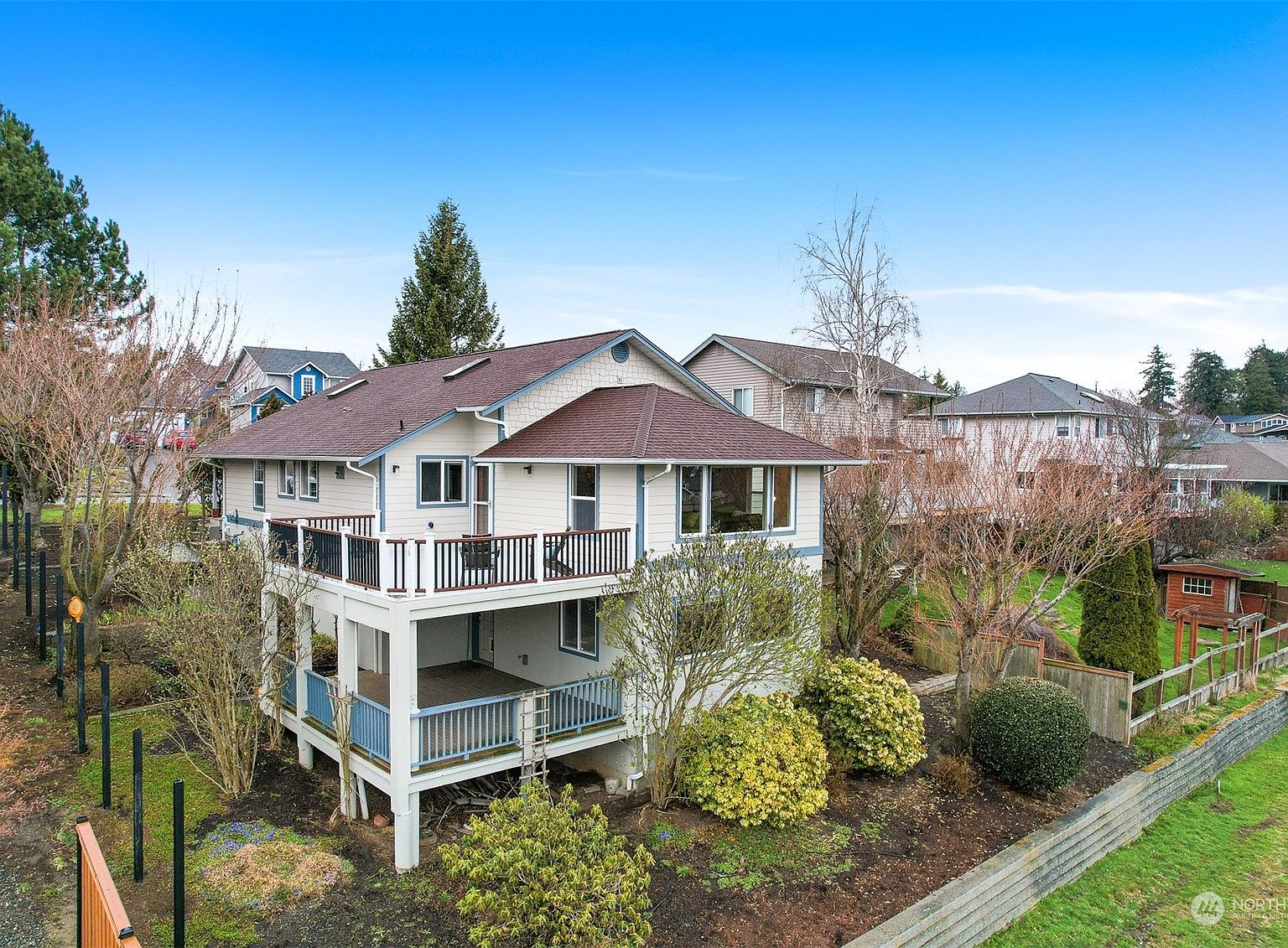 アート・デザイン・音楽 MODERN HOUSE CONSTRUCTION div.3 5938 Artist Drive, Ferndale, WA 98248 | Zillow