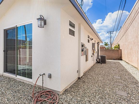 2nd image of 13409 1/2 Faust Ave