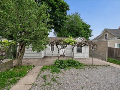 370 Pleasant St, Pawtucket, RI, 02860
