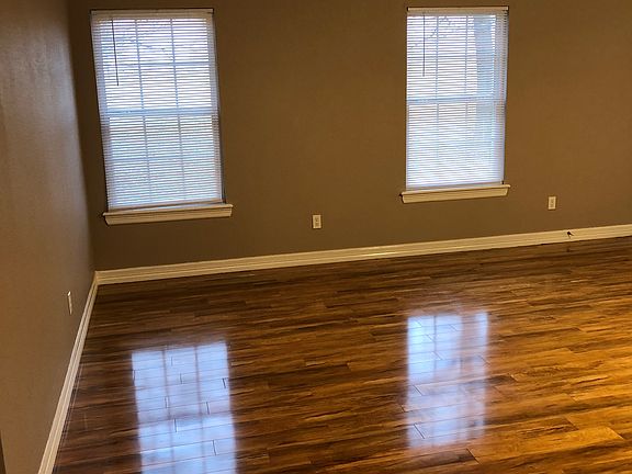 3rd image of 1242 N 51st Ave