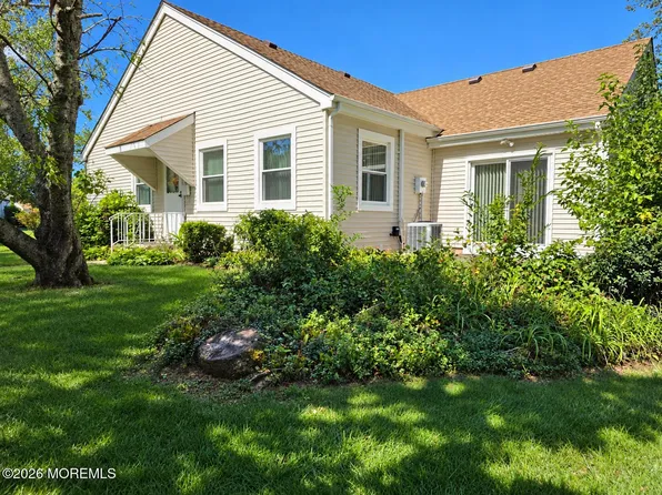 51 Piazza Tasso #F, Freehold, NJ 07728