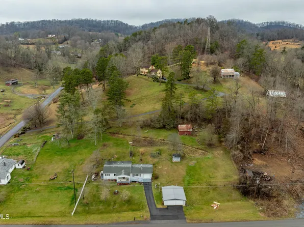 8005 Cunningham Rd, Bristol, VA 24202