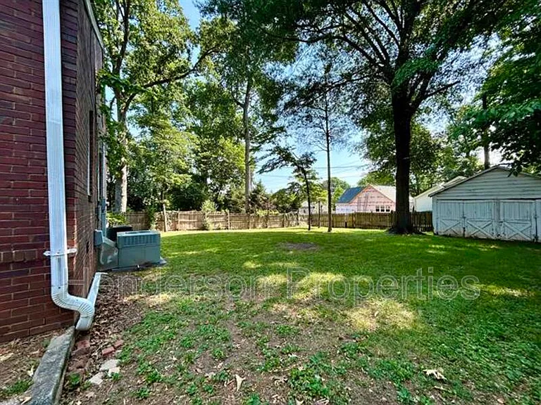 1326 Saint Julien St — Photo 18
