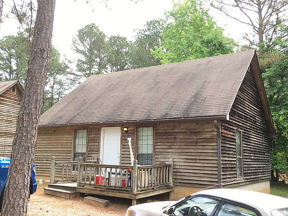 4th image of 270 Pine Dr