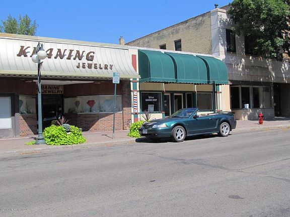 2nd image of 204 W Lincoln Ave