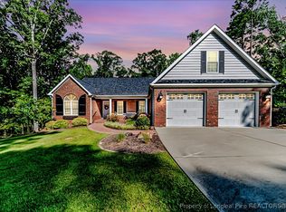 2409 Woodburn Cir, Sanford, NC 27330