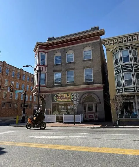 104 W Main St #33 — Photo 1