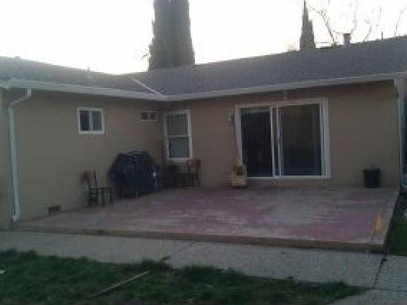 3rd image of 5368 Great Oaks Dr