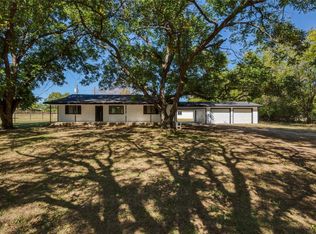 319 E 7th St, Springtown, TX 76082