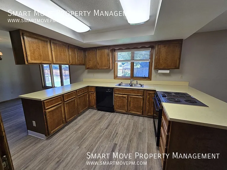 3312 S Norfolk Way — Photo 15
