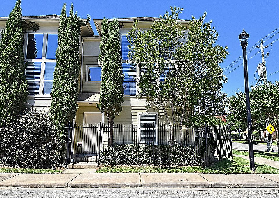 1st image of 1521 Anita St