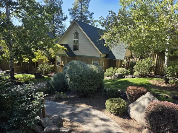 4673 Marsh Hawk Dr, Klamath Falls, OR 97601