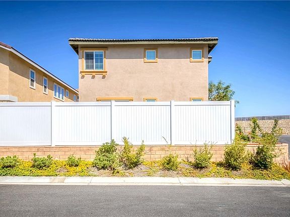 4th image of 153 Arborwood St