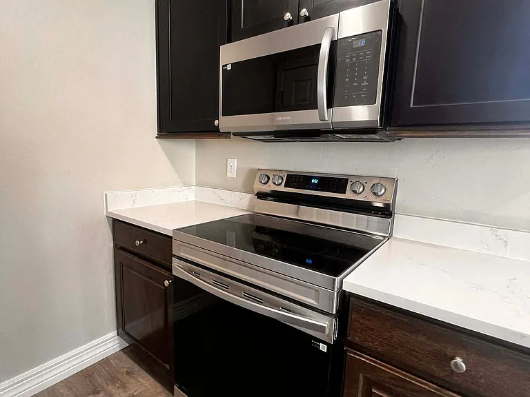 396 Riverfront Dr — Photo 72