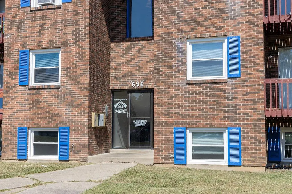 696 Gordon Smith Blvd #3 — Photo 1