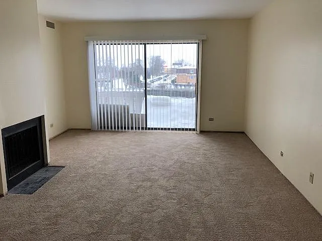 4000 Bayside Dr — Photo 3