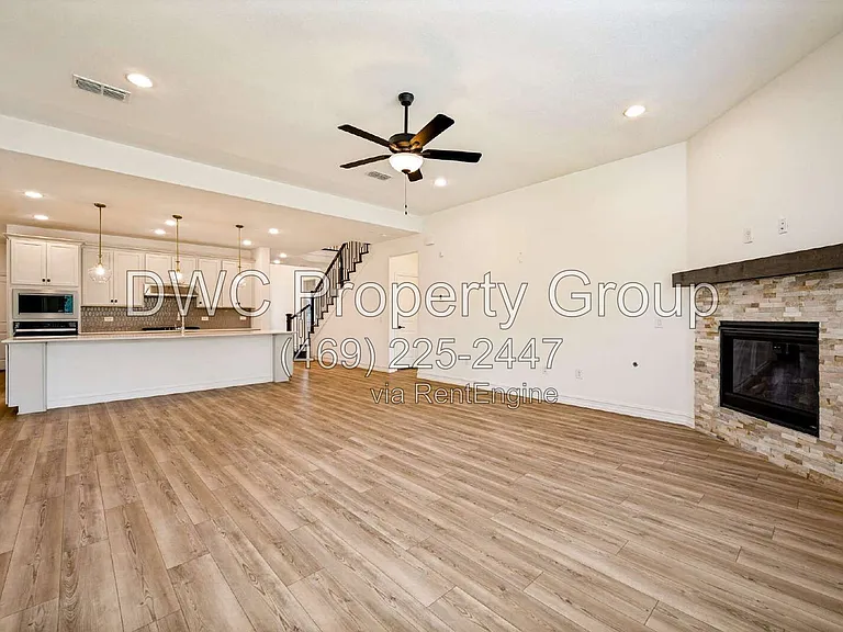 1837 Whispering Pines Dr — Photo 6