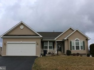2929 Constellation Dr, Chambersburg, PA 17202