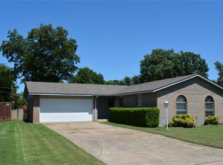 221 S 164th Pl E, Tulsa, OK 74108