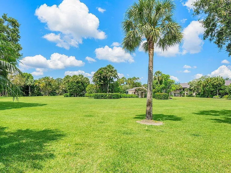 13334 Polo Club Rd #327 — Photo 12