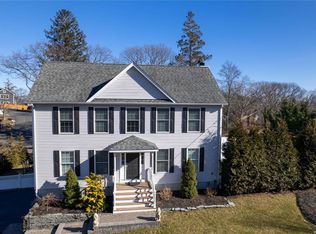 58 Woodhaven Dr, Sound Beach, NY 11789