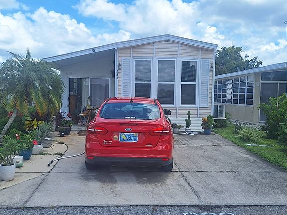 2nd image of 3737 El Jobean Rd #233