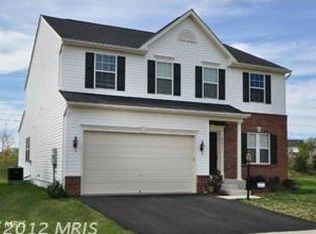25031 White Sands Dr, Chantilly, VA 20152