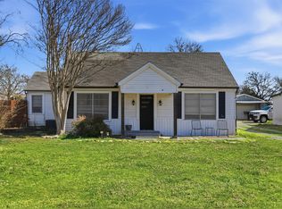 503 S Pearl St, Trenton, TX 75490