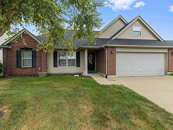 2nd image of 544 Camden Cir