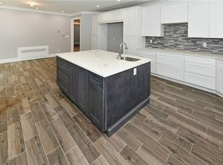 18 King Ter, Spring Valley, NY 10977