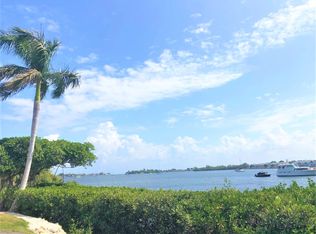 3220 6th St S APT 201, Saint Petersburg, FL 33705