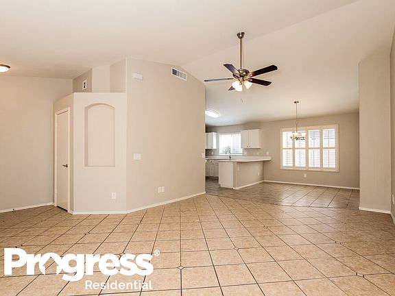 4th image of 20422 N 31st St