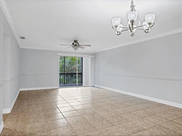 3350 S Osprey Ave #209A — Photo 6
